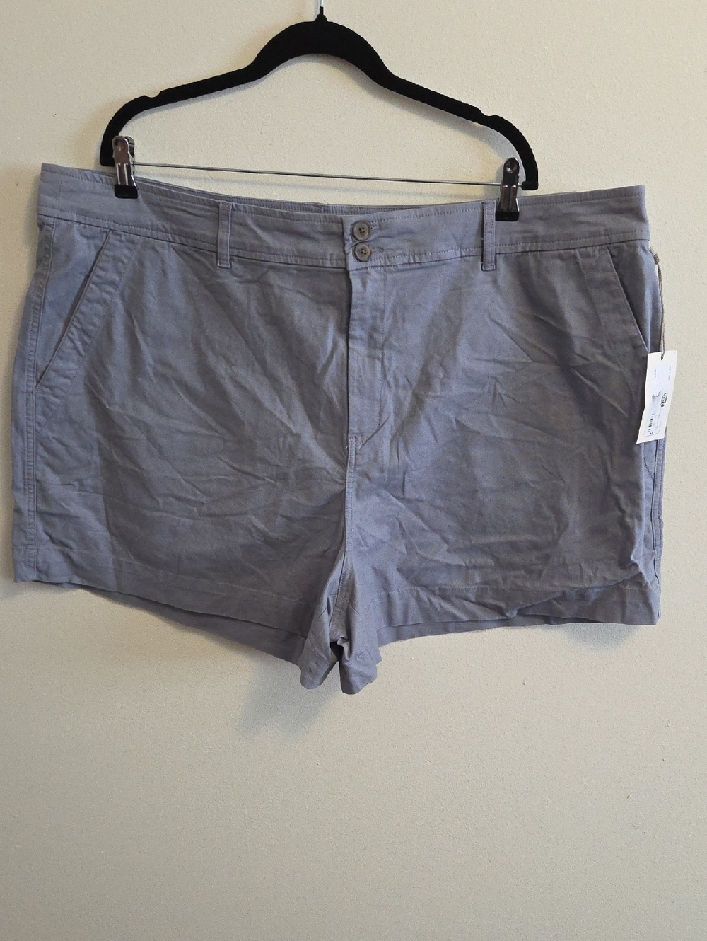 a new day Women's Light Gray Flat-Front Casual Shorts